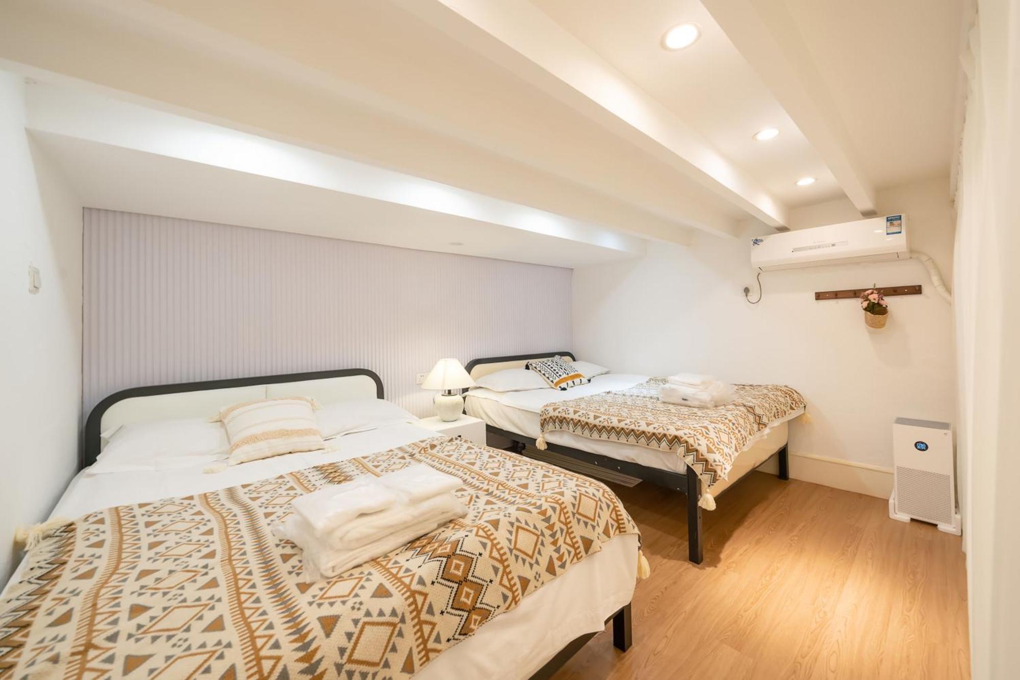 Shanghai Downtown Yi Du B&B - Near South Shaanxi Road Metro Station 600Meters Bagian luar foto