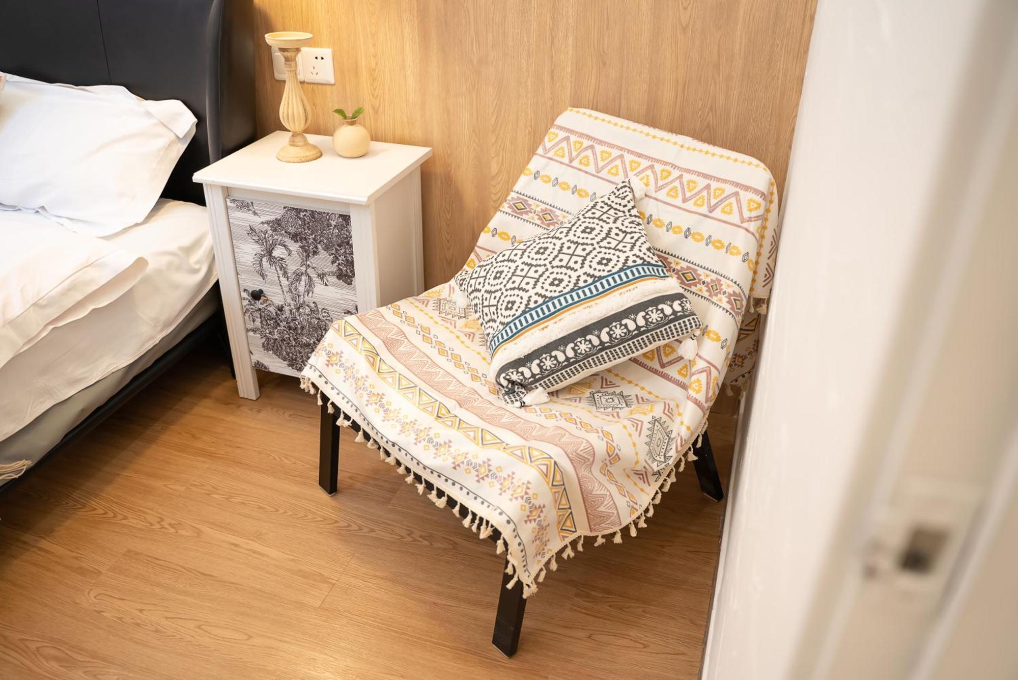 Shanghai Downtown Yi Du B&B - Near South Shaanxi Road Metro Station 600Meters Bagian luar foto